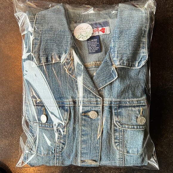 NWT: MWAH Blue Denim Jacket - Picture 7 of 7